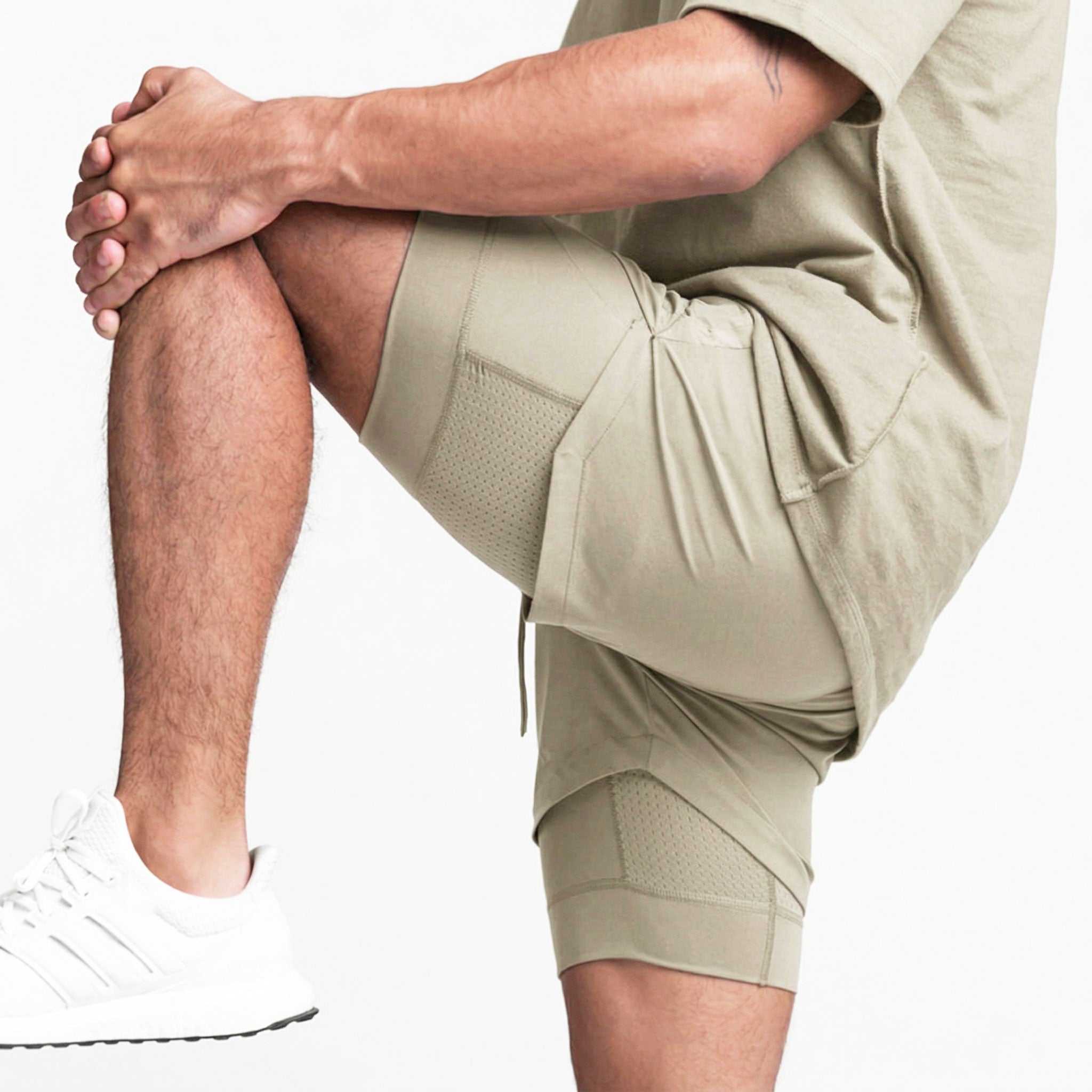 Delta Fit 2 in 1 Hardloopbroek– Met Ondershort met vak voor Mobiel – Dry Mesh - Zwart / Beige (Unisex)