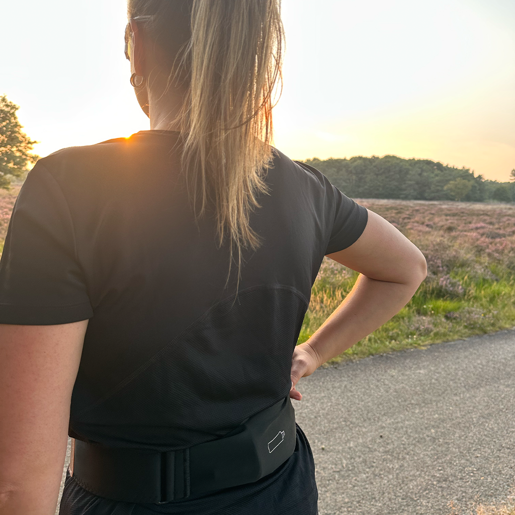 Delta Fit Lichtgewicht Hardloopbelt – Ruimte voor Telefoon en Drinkflask